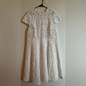 Modcloth women’s knee-length white bridal dress with built-in slip; Size 2X